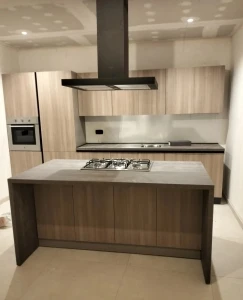 Cucine moderne con isola e gola Salerno